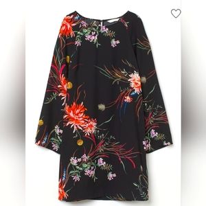 H&M wide sleeved dress